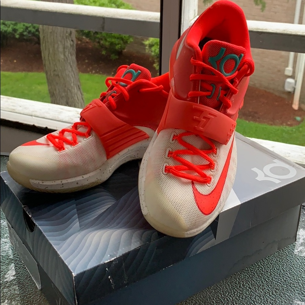 KD VII XMAS $125.00